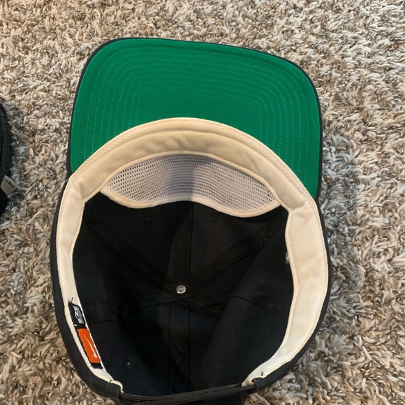 Razorbacks snap back hat - Picture 4 of 5